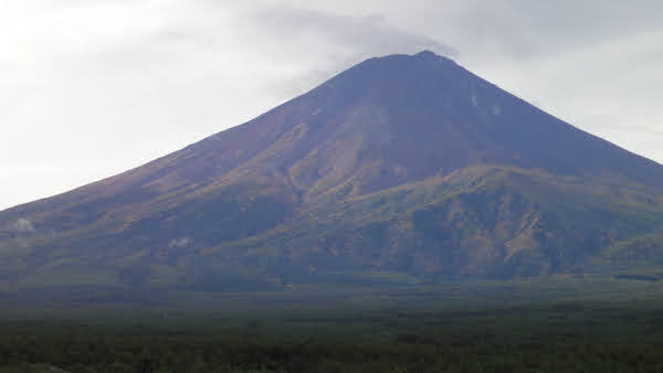 mount fuji without snow
